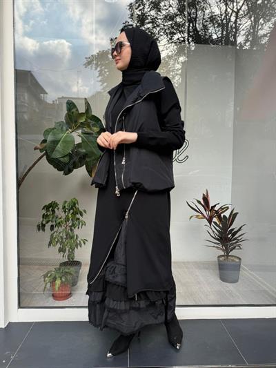 Kaşe Detaylı Şişme Kadın Yelek Siyah