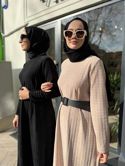 Kazayağı Desenli Kemerli Kadın Elbise Bej