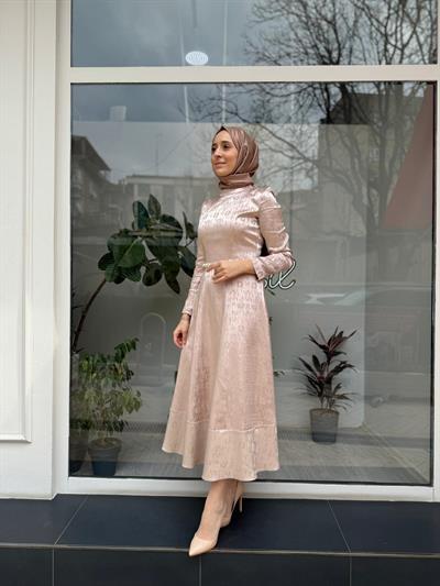 Kendinden Desenli İnci Kemerli Kadın Elbise Pudra Pembe