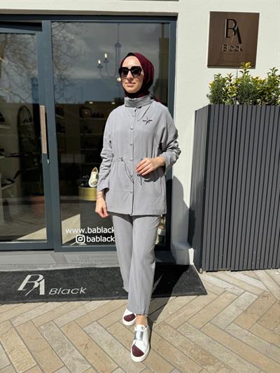 Nina Düğme Detaylı Kadın Takım Gri