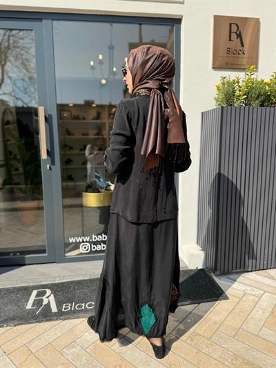 Parçalı Şal Aksesuarlı Kadın Etekli Takım Siyah