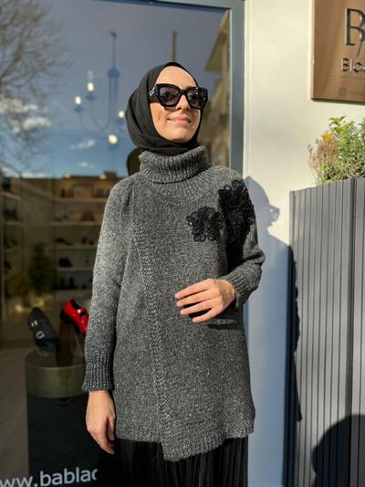 Parlak Kumaş Terni Kadın  Kazak Siyah