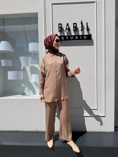 Taşlanmış Pantolonlu Kadın Takım Camel