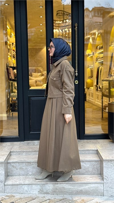 TD26K07000011 Flam Gabardin Pileli Kadın Etek Haki Yeşil