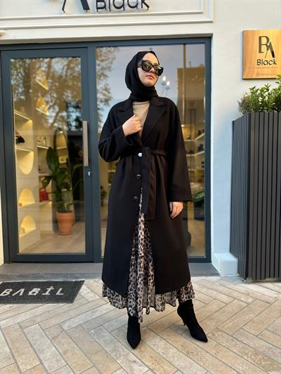 Ters Dikişli  Kuşak Detaylı Kadın Kap Siyah