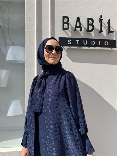 Yaka Bağlama Detaylı Kadın Elbise Lacivert