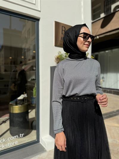 Yakası Taşlı Simli Alava Kadın Triko Tunik Gri