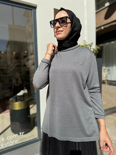 Yakası Taşlı Simli Alava Kadın Triko Tunik Gri
