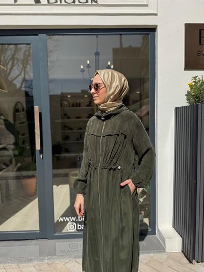 Yakası Ve Beli Sıkmalı Kadın Cupro Pardesü Haki Yeşil