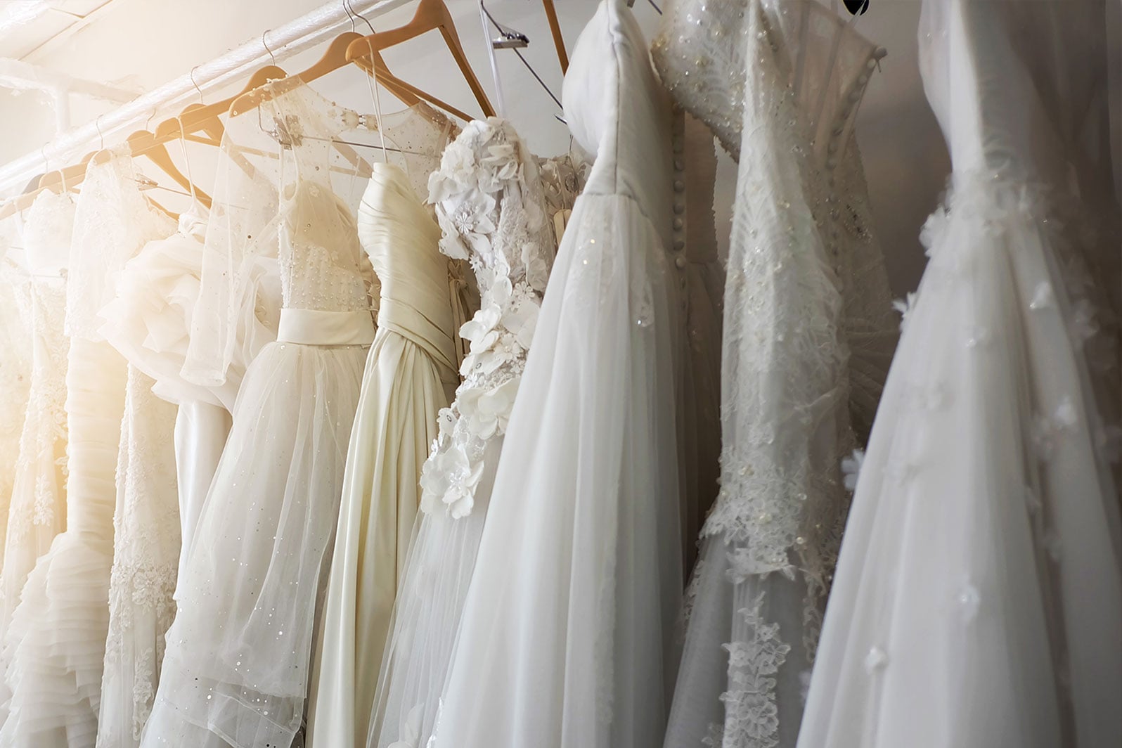 Abiye Elbise Bakımı ve Temizliği Nasıl Yapılır?