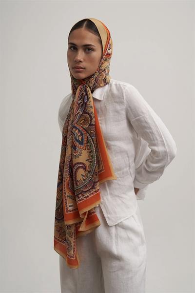 Moreno Silk Sun Paisley