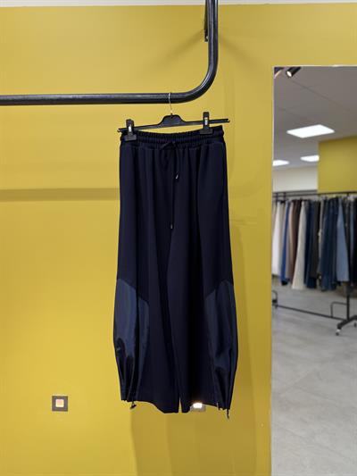 Paçası Kapsül Paraşüt Detaylı Pantolon