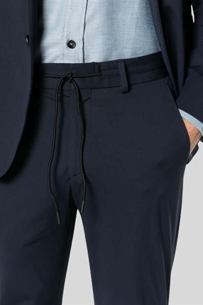 Boss Belden Bağlamalı Streç Jarseden Slim Fit Erkek Pantolon Lacivert 404