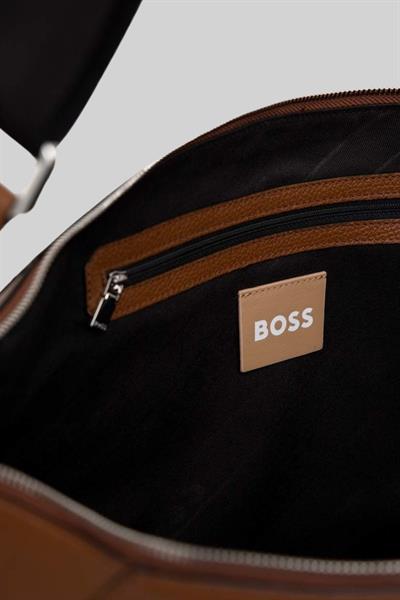 Boss Kadın Deri Büyük Omuz Çantası Kahverengi