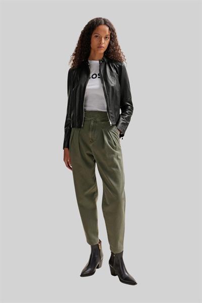 Boss Kadın Slim Fit Fermuarlı Yakasız Deri Ceket Siyah