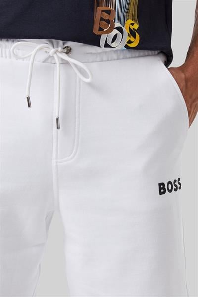 Boss Regular Fit Marka Logolu Erkek Şort Beyaz 100