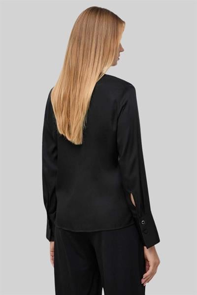 Boss Regular Fit Önü Büküm Detaylı Kadın Streç İpek Bluz Siyah