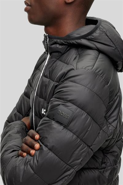 Boss Su Geçirmez Regular Fit Kapüşonlu Erkek Mont Siyah 002