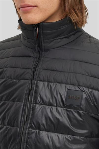 Boss Su Tutmaz Regular Fit Dik Yaka Erkek Hafif Şişme Mont Siyah