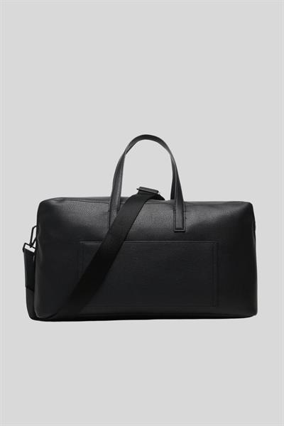 Calvin Klein Erkek Çapraz Seyahat Çantası Siyah