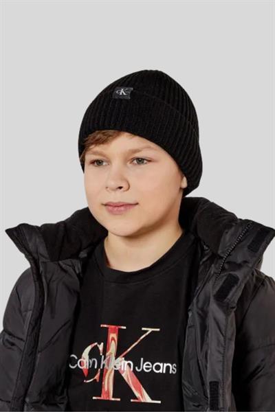 Calvin Klein Erkek Çocuk Monogram Kabuklu Bere Siyah