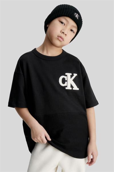 Calvin Klein Erkek Çocuk Pamuklu Logolu T-Shirt Siyah
