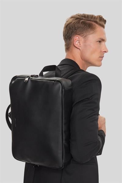 Calvin Klein Erkek Dizüstü Bilgisayar Çantası ve Sırt Çantası Siyah