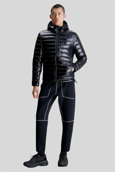Calvin Klein Erkek Dolgulu Kapüşonlu Spor Ceket Siyah