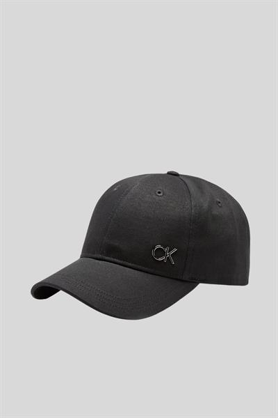 Calvin Klein Erkek Logo Detaylı Ayarlanabilir Metal Tokalı Şapka Siyah
