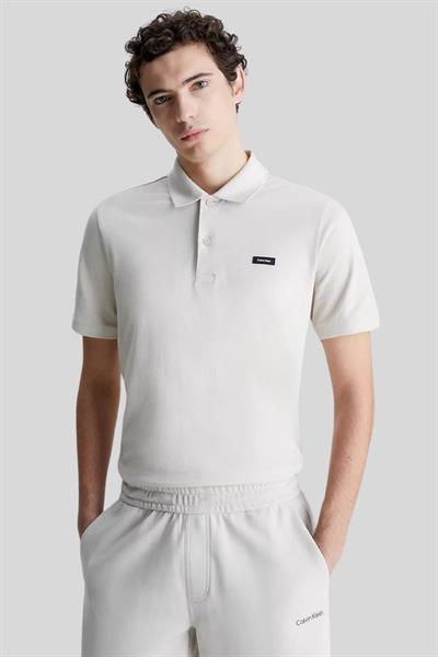 Calvin Klein Erkek Marka Logolu Organik Pamuklu Polo Yaka T-Shirt Bej