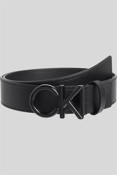 Calvin Klein Erkek Metal CK Logo Tokalı Kemer Siyah