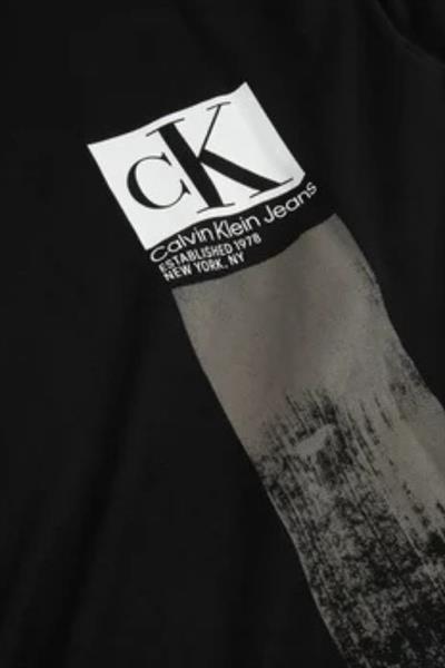 Calvin Klein Erkek Oversize Pamuklu T-Shirt Siyah