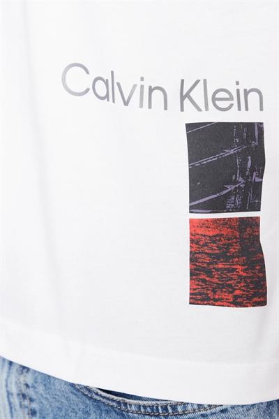 Calvin Klein Erkek Regular Fit Baskılı Yuvarlak Yaka T-Shirt Beyaz