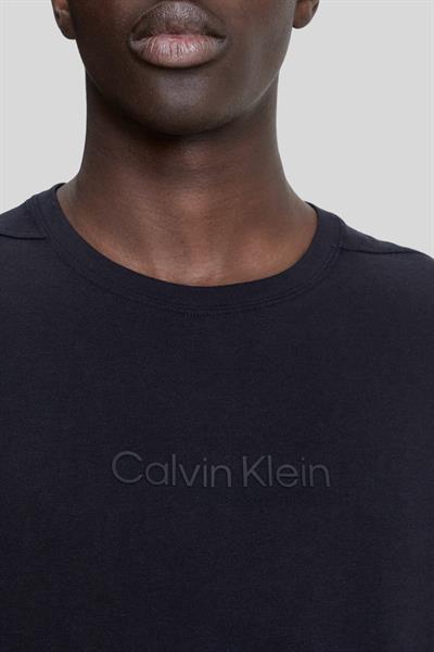 Calvin Klein Erkek Regular Fit Logolu Bisiklet Yaka Pamuklu T-Shirt Siyah
