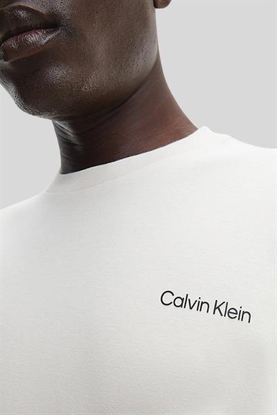Calvin Klein Erkek Regular Fit Logolu Kısa Kollu Pamuklu T-Shirt Bej