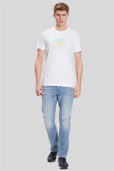 Calvin Klein Erkek Regular Fit Tekrar Baskılı Yuvarlak Yaka T-Shirt Beyaz
