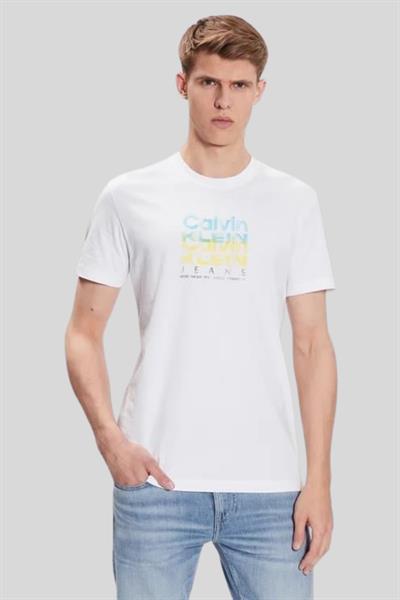 Calvin Klein Erkek Regular Fit Tekrar Baskılı Yuvarlak Yaka T-Shirt Beyaz