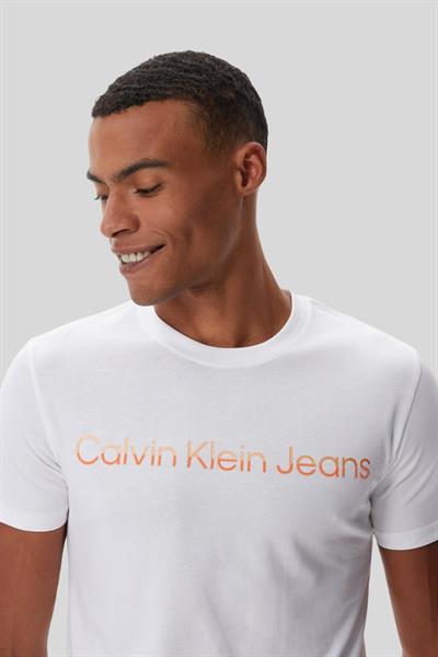 Calvin Klein Erkek Regular Fit Yuvarlak Yakalı Logolu T-Shirt Beyaz