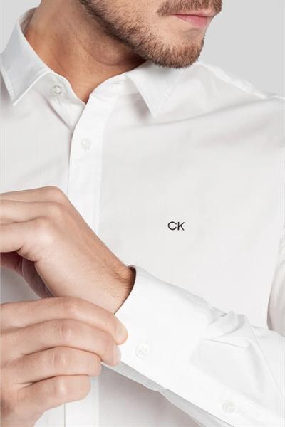 Calvin Klein Erkek Slim Fit İnce Poplin Streç Gömlek Beyaz