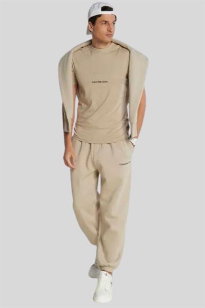 Calvin Klein Erkek Slim Fit Organik Pamuklu Bisiklet Yaka T-Shirt Bej