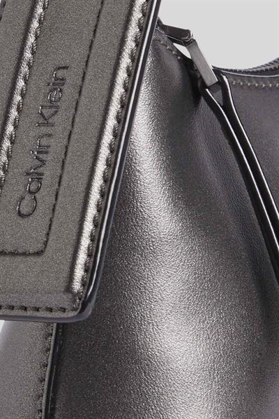 Calvın Klein Kadın Çanta Gri