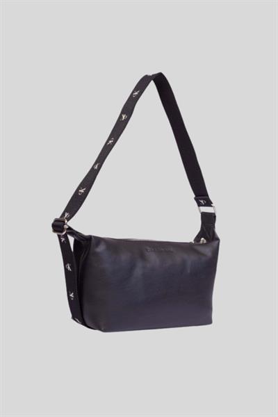 Calvın Klein Kadın Çanta Siyah