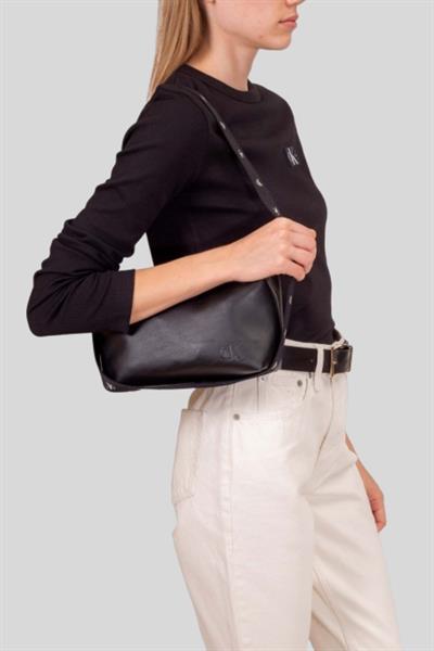 Calvın Klein Kadın Çanta Siyah