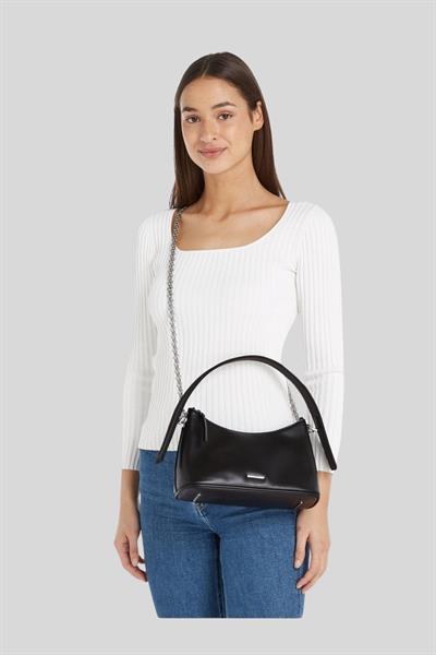 Calvın Klein Kadın Çanta Siyah