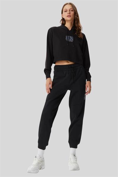 Calvin Klein Kadın Kapşonlu Crop  Sweatshirt Siyah