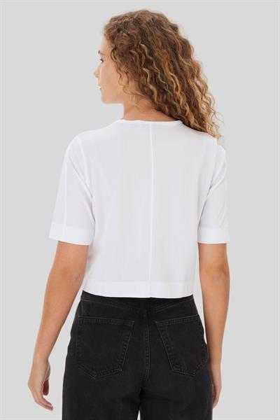 Calvin Klein Kadın Kısa Kollu T-Shirt Beyaz