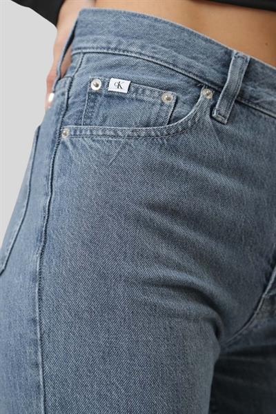 Calvın Klein Kadın Pantolon Gri