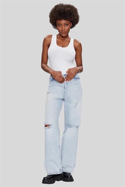 Calvin Klein Kadın Regular Fit Yuvarlak Yaka Kolsuz Body Beyaz