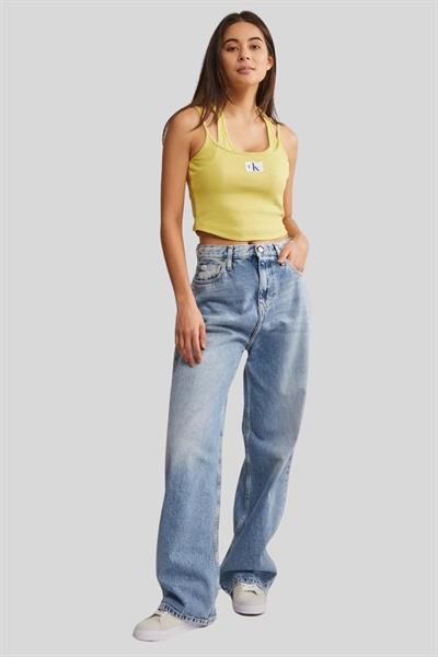 Calvin Klein Kadın Slim Fit Logolu Yuvarlak Yaka T-Shirt GOLD