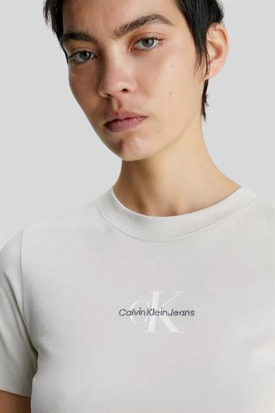 Calvın Klein Kadın T-shırt Beyaz